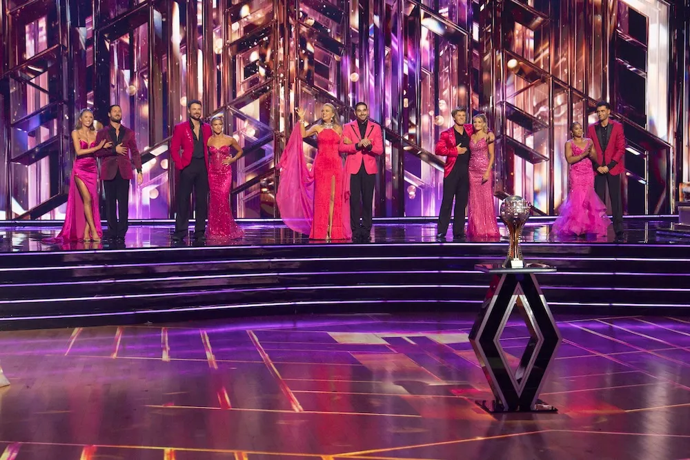 Dancing with the Stars Season 34 finale stage with contestants Robert Irwin Witney Carson Alix Earle Jordan Chiles Dylan Efron mirrorball trophy winner November 2024